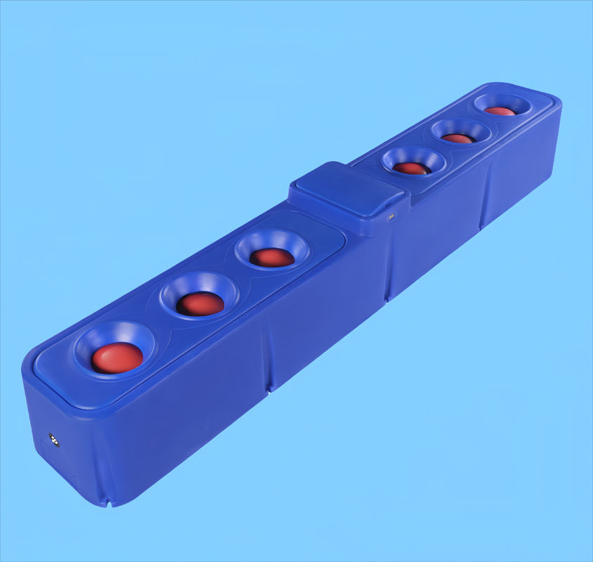 La cuve à eau pour bovins TPT401BLH est une cuve bleue résistante à la corrosion avec six trous