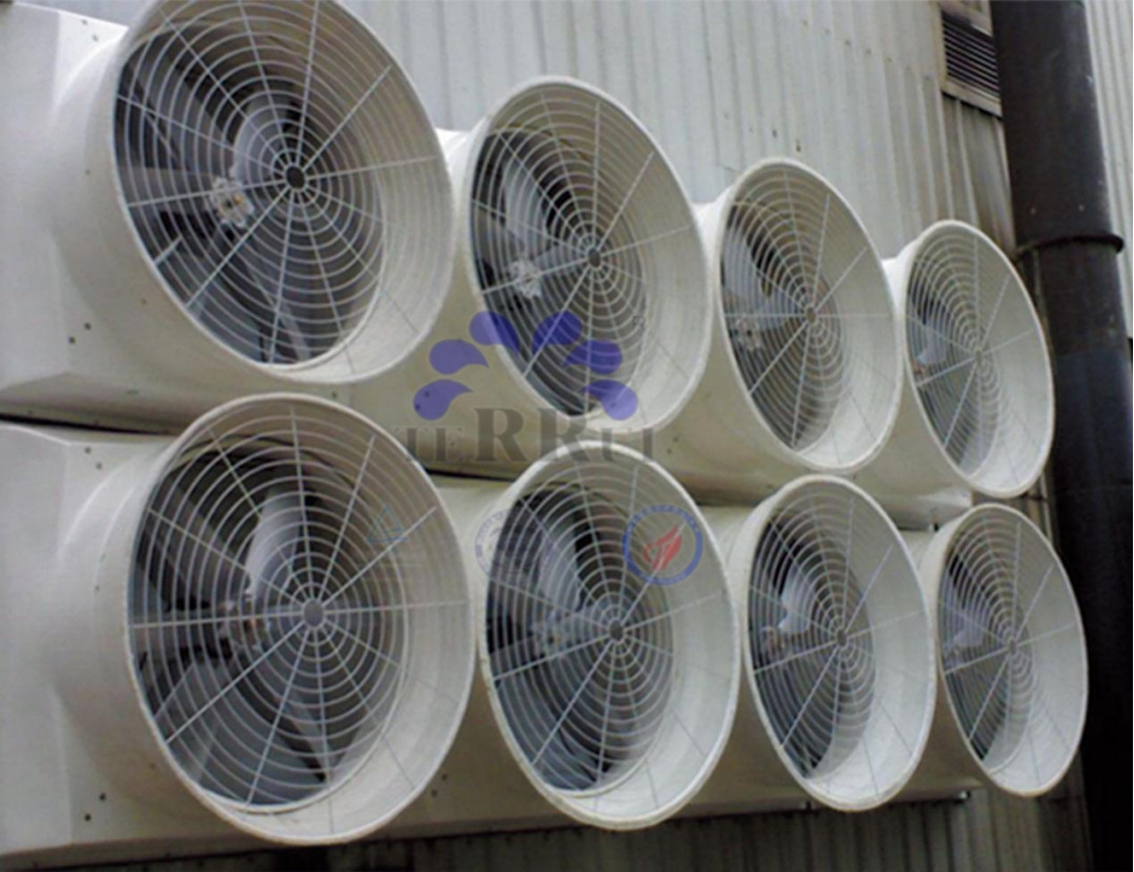 Ventilateur d'échappement industriel avec fibre de verre haute résistance installée sur le mur et volume d'air 56,4 m3/h