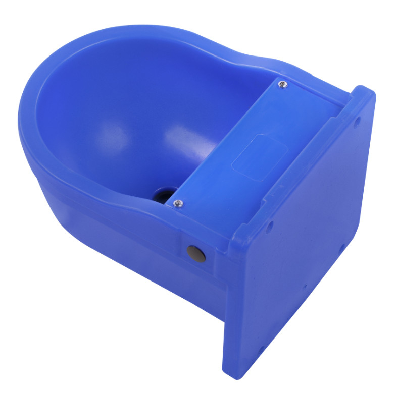 Bocal d'eau de bétail 2,5 gallons de capacité bleu et personnalisé en plastique PP pour le bétail Chevaux moutons