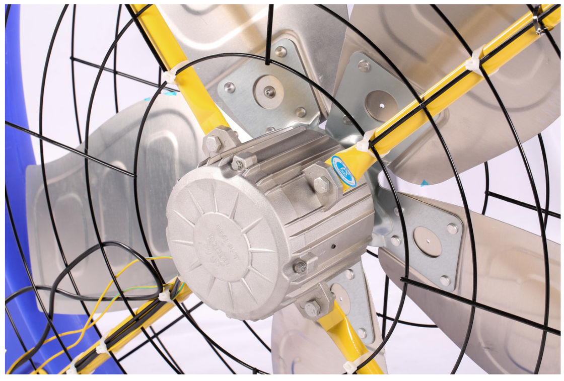 Voltage et fréquence personnalisables pour les ventilateurs pour bétail